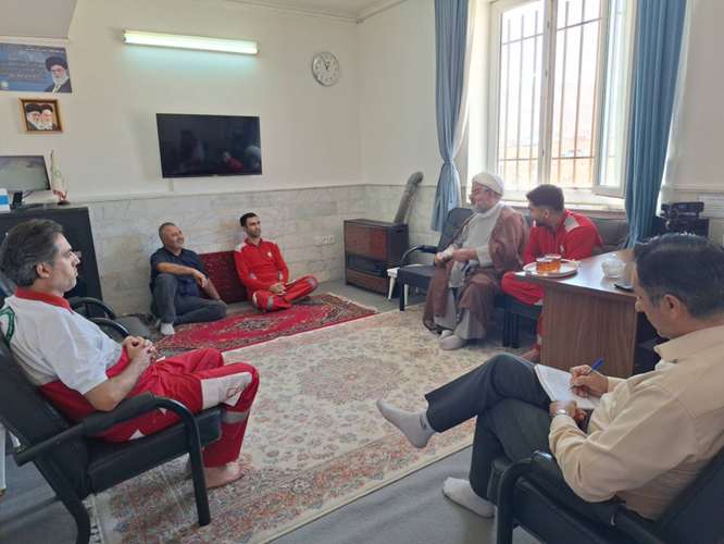  بازدید مسئول دفتر نمایندگی ولی‌فقیه در جمعیت هلال‌احمر استان سمنان از پایگاه امداد و نجات جاده‌ای «شهدای امدادگر» افتر