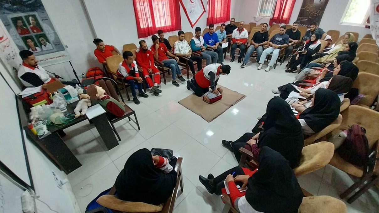 دوره تخصصی آشنایی با فوریت‌های پزشکی در شرایط اضطراری در شهرستان آرادان