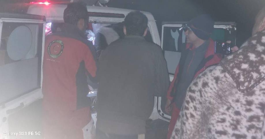 امدادرسانی نجاتگران هلالاحمر سمنان به ۶۰ نفر گرفتار در گل و لای