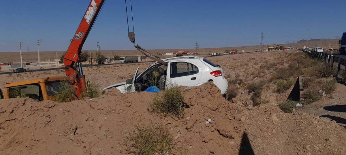 ۵مصدوم بر اثر انحراف تیبا در جاده میامیبه سبزوار/ ۱ مصدوم از اتباع هندوستان
