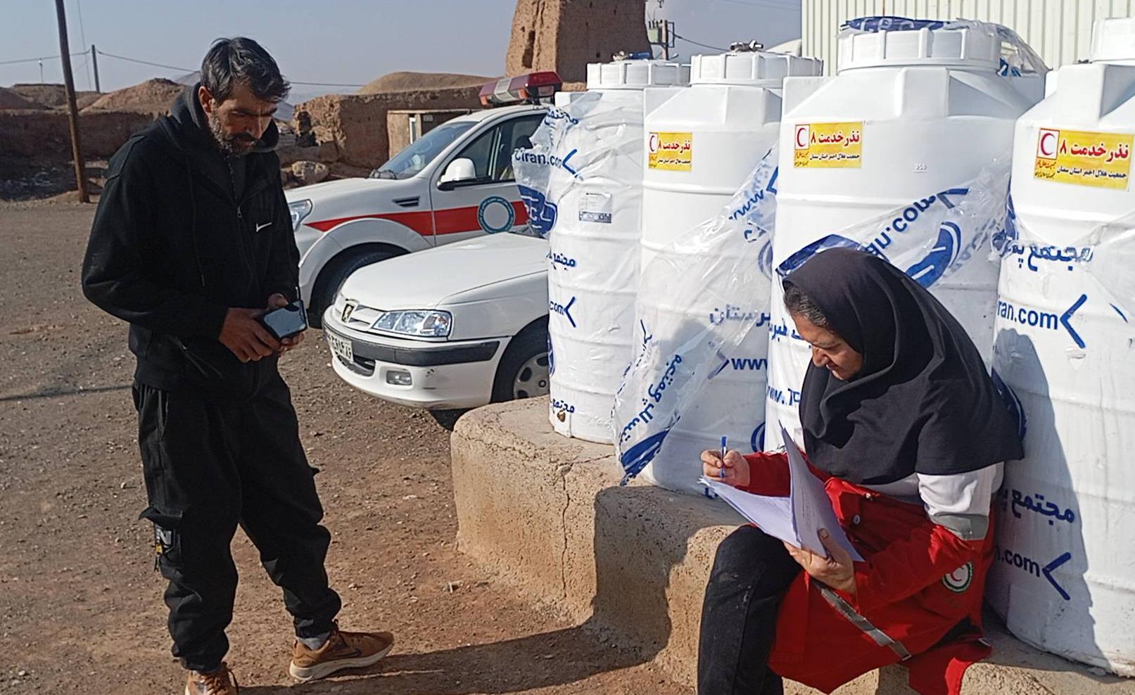 نذر خدمت در روستای حجاج خارتوران؛ مهر و محبت در کنار محرومان