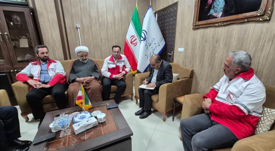 هفته هلال احمر در مهدی‌شهر؛ دیدار مدیرعامل و مسئول دفتر نمایندگی ولی‌فقیه در جمعیت با فرماندار شهرستان